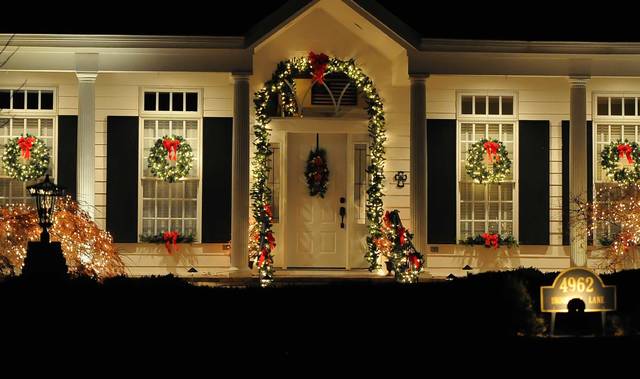 Neighborhoods light up for Christmas